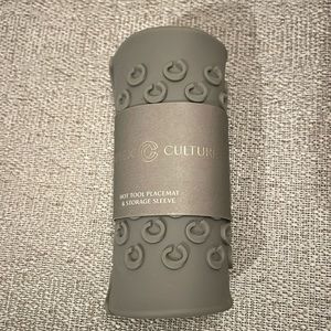 Complex Culture | Hot Tool Placemat & Storage Sleeve